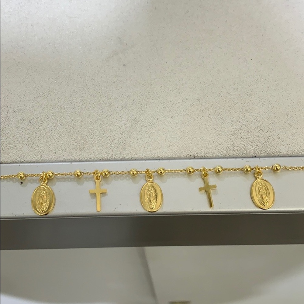 Gold plated Cross Virgin Mary Bracelet 8.5 inches - Picture 2 of 7